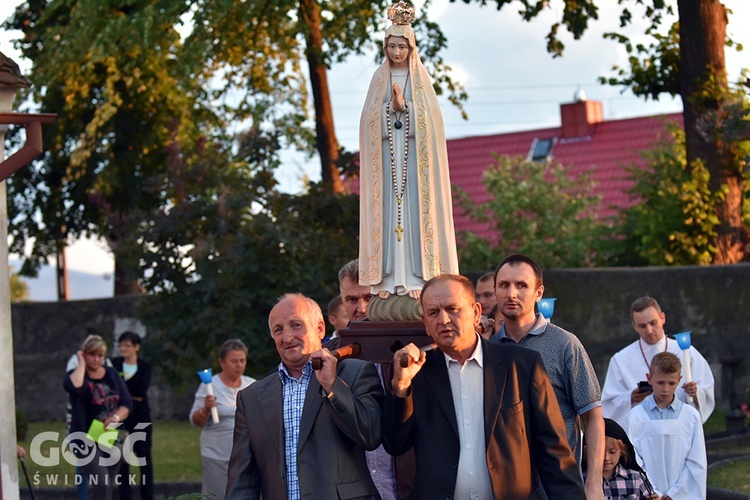 Poświęcenie nowej korony dla Matki Bożej w Grodziszczu