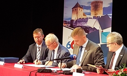Minister Kultury bierze pod skrzydła Teatr Dzieci Zagłębia