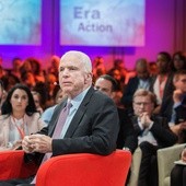 Senator McCain: Wystąpienie Trumpa w Helsinkach było haniebne