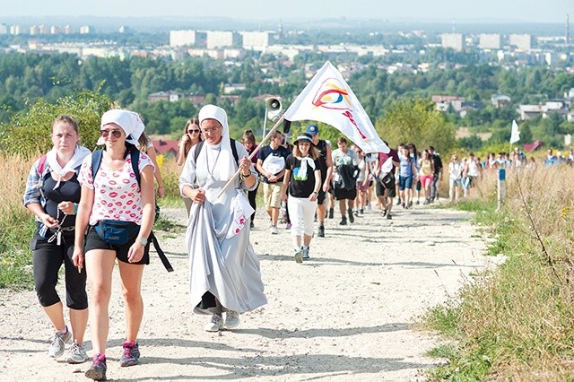 ▲	Wędrówka na Jasną Górę rozpocznie się w Zawierciu.