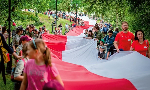 Dzień Flagi Rzeczypospolitej, 2 maja 2018 w Skierniewicach.