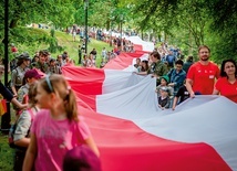 Dzień Flagi Rzeczypospolitej, 2 maja 2018 w Skierniewicach.