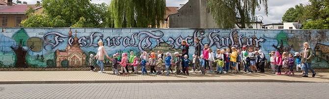 Włodawa ciągle nazywana jest miastem trzech kultur, głównie dzięki jesiennemu festiwalowi.