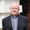 Proboszcz parafii ks. Zbigniew Pietrzela zaprasza do kościoła św. Jakuba nie tylko tych, którzy wyruszają na Camino