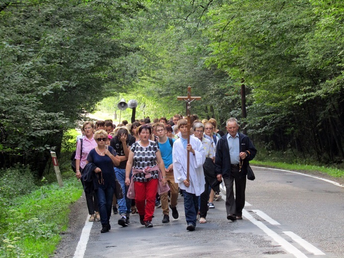 Z Łąkty Górnej do Lipnicy Murowanej