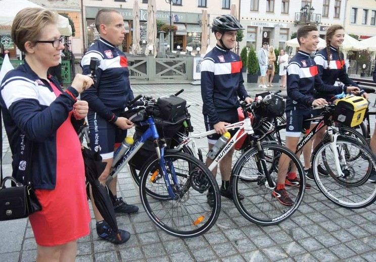 8. Wyprawa "Rozkręć Wiarę": Żywiec-La Salette-Rzym