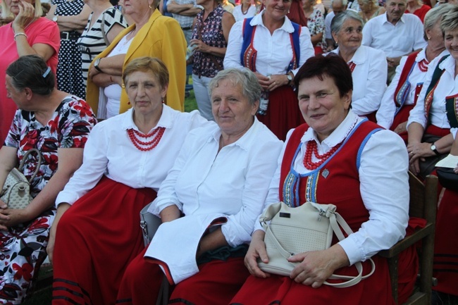 Ludowy festiwal w Iłży