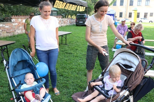 Piknik rodzinny pod Oknem Papieskim