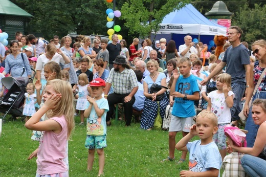 Piknik rodzinny pod Oknem Papieskim