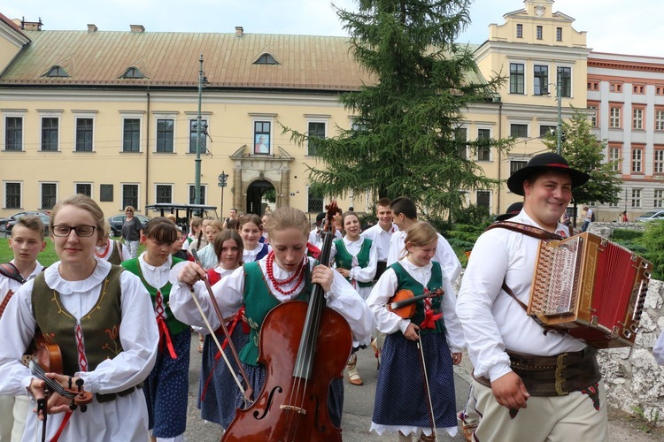 Piknik rodzinny pod Oknem Papieskim