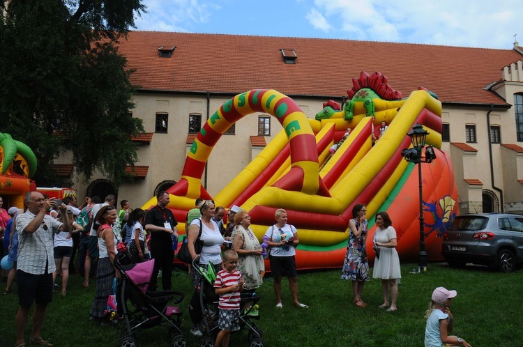 Piknik rodzinny pod Oknem Papieskim Cz. 2