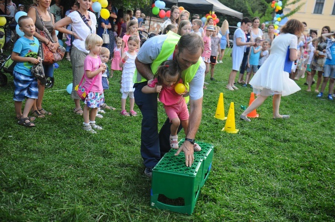 Piknik rodzinny pod Oknem Papieskim Cz. 2