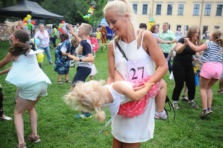 Piknik rodzinny pod Oknem Papieskim Cz. 2