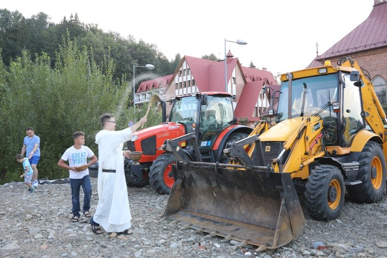 Błogsławieństwo aut i pojazdów rolniczych w Korbielowie - 2018