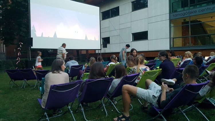 Letnie Kino Plenerowe w Tarnowskich Górach 