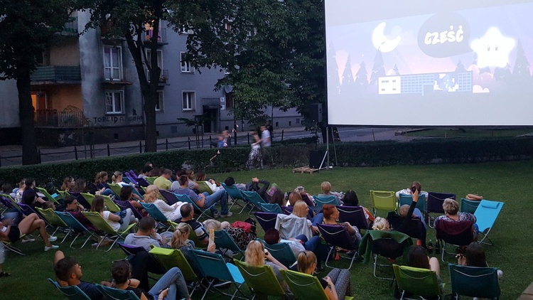 Letnie Kino Plenerowe w Tarnowskich Górach 