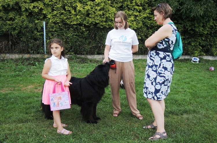 10. Biesiada fundacji "Krzyż Dziecka" w Pisarzowicach