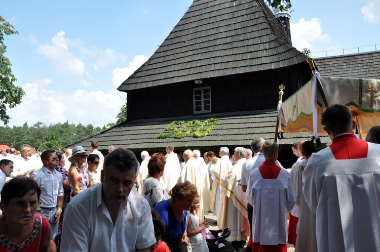 Prymas i biskupi w Oleśnie u św. Anny