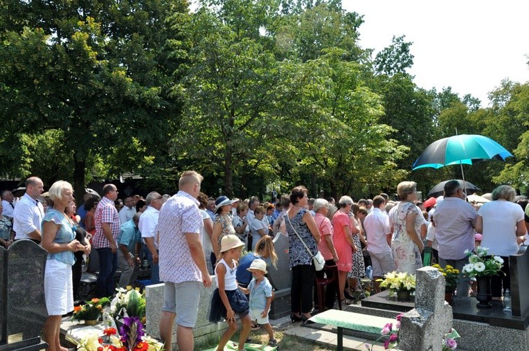 Prymas i biskupi w Oleśnie u św. Anny