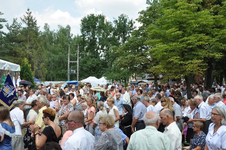 Prymas i biskupi w Oleśnie u św. Anny