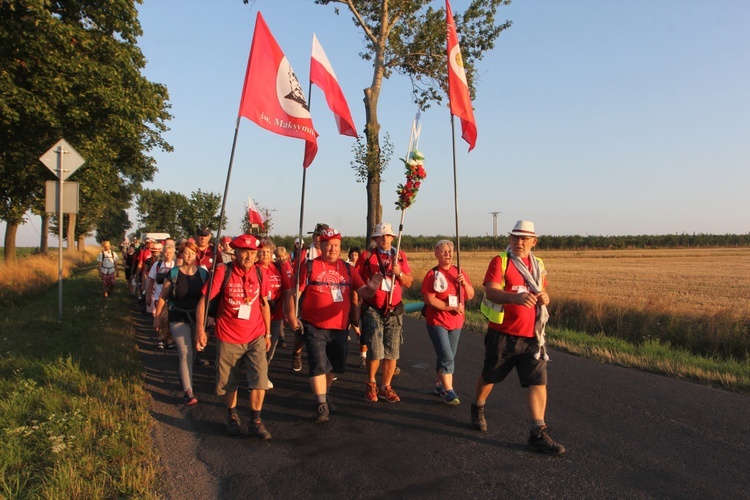 Zostawili Kostomłoty