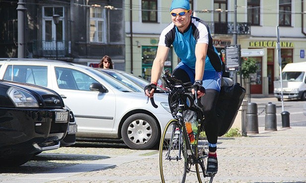 Wyprawa na Kaukaz to kolejna przygoda rowerowa Radka.