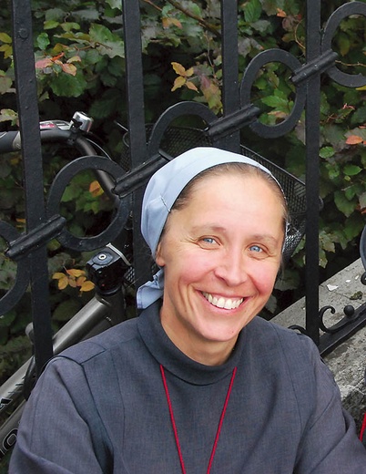 ▲	Siostra Marietta od 9 lat opiekuje się księżmi w Domu Kapłana Seniora w Sochaczewie.