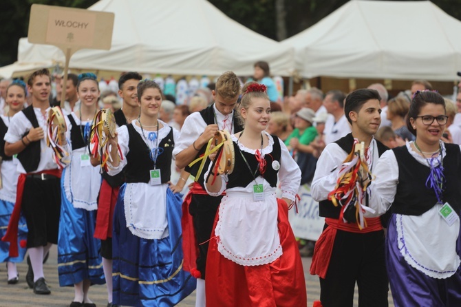 Korowód na rozpoczęcie 55. TKB w Wiśle -2018