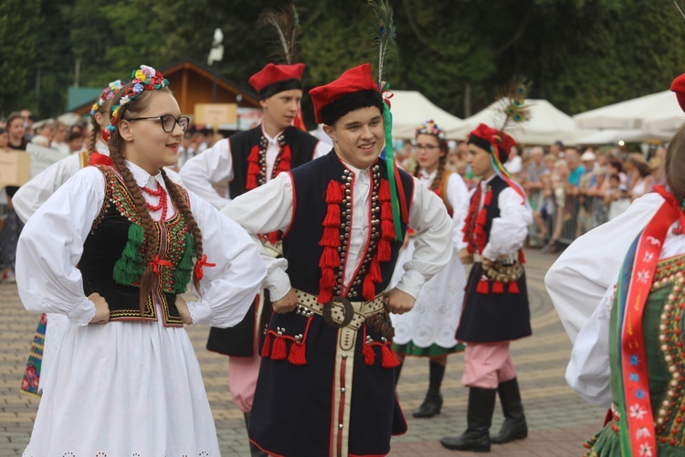 Korowód na rozpoczęcie 55. TKB w Wiśle -2018