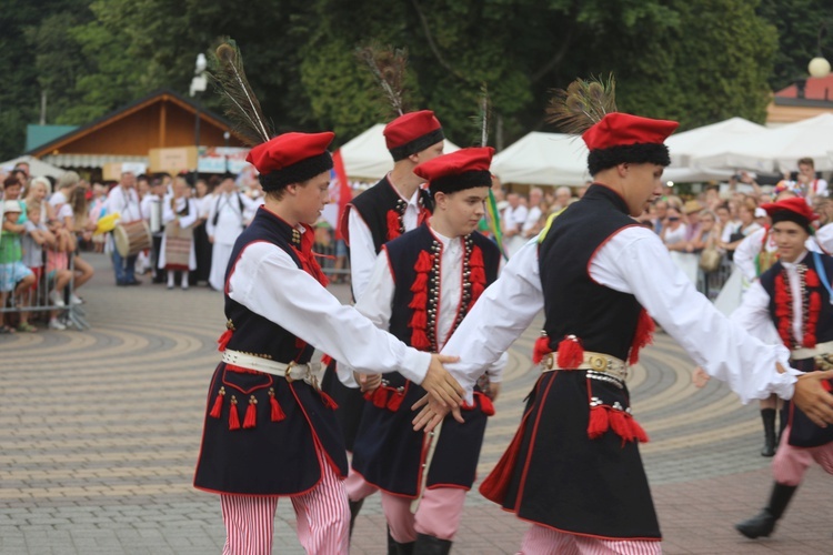 Korowód na rozpoczęcie 55. TKB w Wiśle -2018