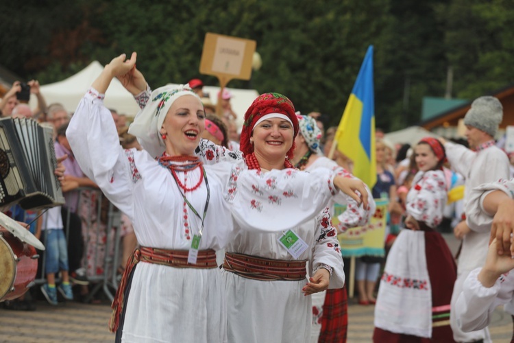 Korowód na rozpoczęcie 55. TKB w Wiśle -2018