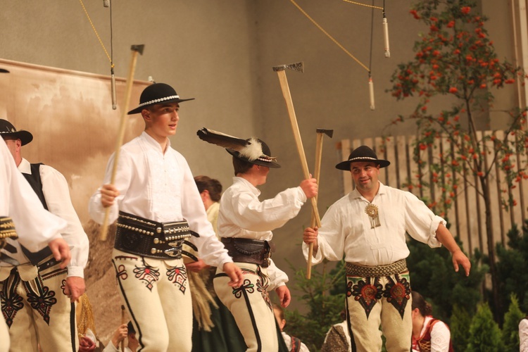 Koncert dudziarzy i gajdoszy na inauguracji 55. TKB w Żywcu - 2018