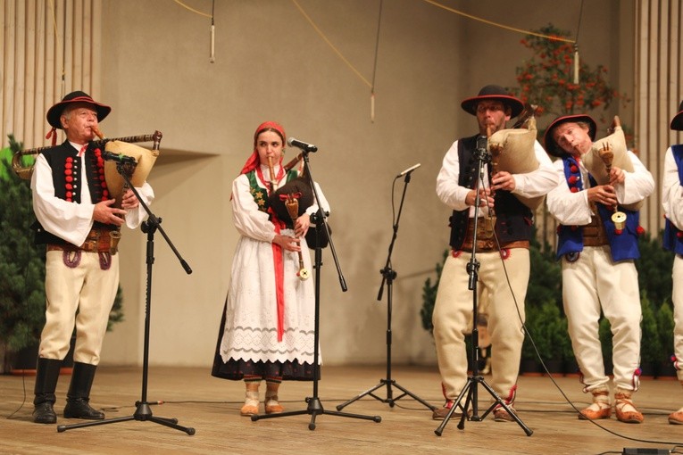 Koncert dudziarzy i gajdoszy na inauguracji 55. TKB w Żywcu - 2018