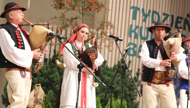 Koncert dudziarzy i gajdoszy na inauguracji 55. TKB w Żywcu - 2018