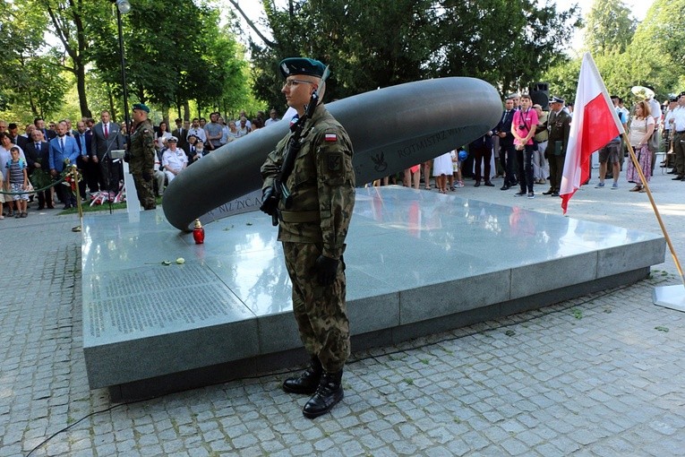 Wrocław uczcił pamięć o powstaniu warszawskim
