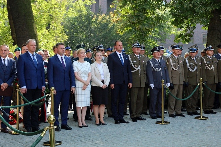 Wrocław uczcił pamięć o powstaniu warszawskim