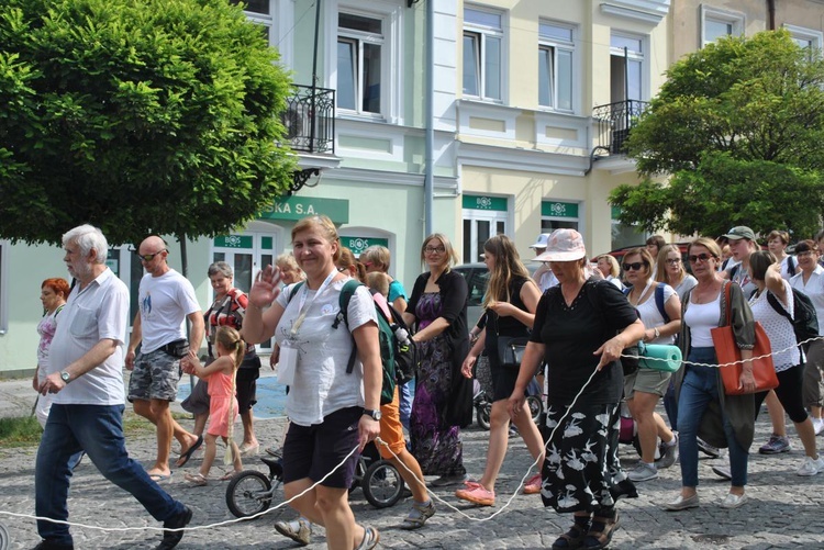 Wyjście pielgrzymów z Chełma.