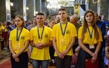 Wolontariusze w charakterystycznych żółtych koszulkach