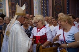 Abp Skworc: Nikt nie może zastąpić kobiety w matczynej misji