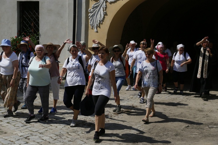 Droga do Przeworna i Apel Jasnogórski z modlitwą o powołania