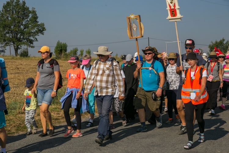 Droga do Przeworna i Apel Jasnogórski z modlitwą o powołania