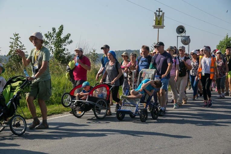 Droga do Przeworna i Apel Jasnogórski z modlitwą o powołania