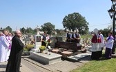 Pogrzeb śp. ks. prof. Józefa Krętosza w Bronowie
