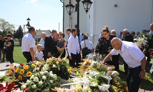 Śp. ks. Krętosz spoczął między swymi...