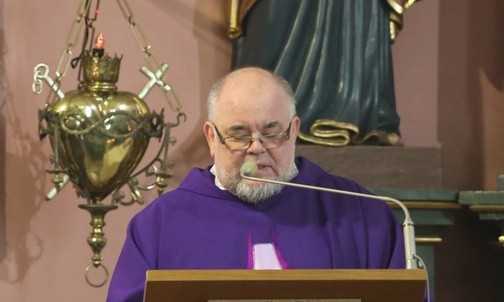 Śp. ks. Krętosz spoczął między swymi...