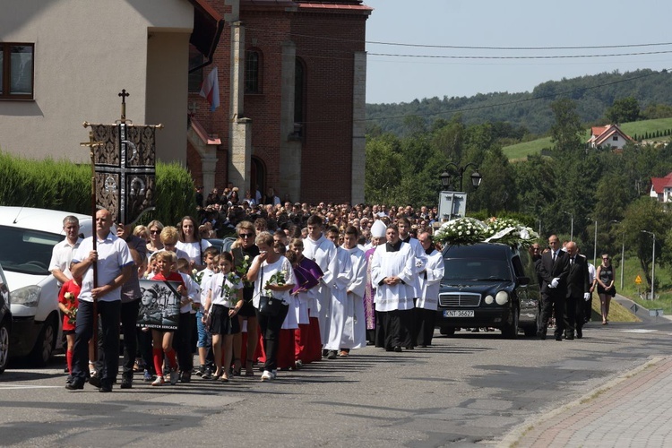 Pogrzeb Beaty i Kacpra z Wysokiej