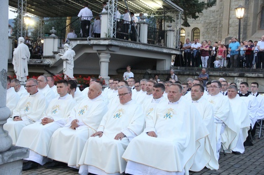 Prymicje bp. Mirosława Gucwy w Limanowej