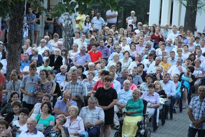 Prymicje bp. Mirosława Gucwy w Limanowej