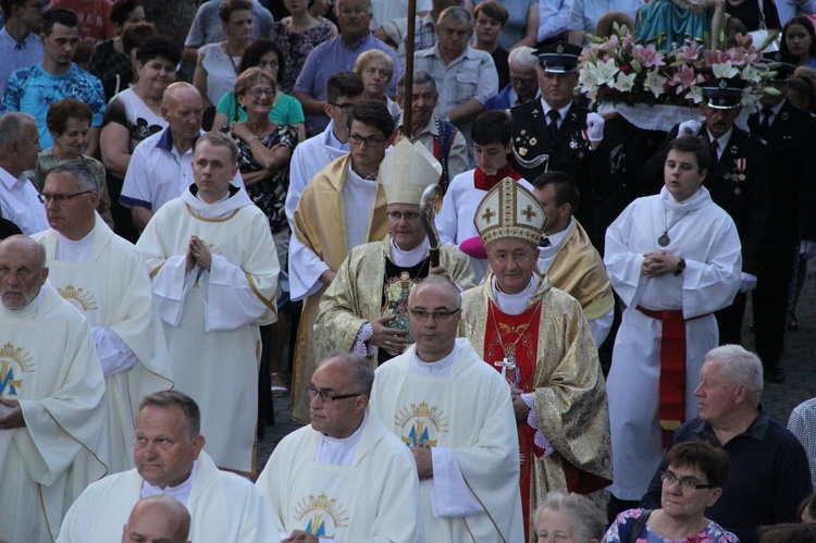 Prymicje bp. Mirosława Gucwy w Limanowej