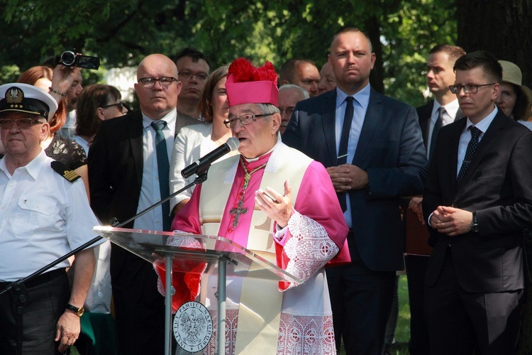 Odsłonięcie i poświęcenie Pomnika Żołnierzy Wyklętych